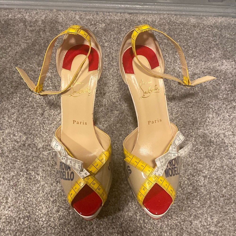 Christian Louboutin Metricathy 150 Pumps